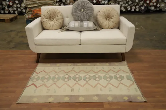 https://image-static-obj.rugsource.com/small/157270_3079474_23717476.jpeg