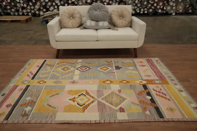 https://image-static-obj.rugsource.com/small/157425_3078960_3e4c7417.jpeg