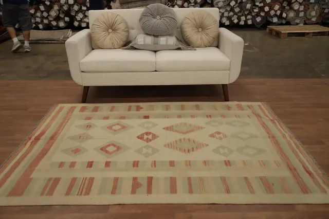 https://image-static-obj.rugsource.com/small/157441_3079114_18694c1c.jpeg