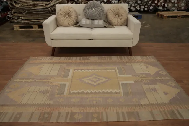 https://image-static-obj.rugsource.com/small/157445_3079158_d564e2e1.jpeg