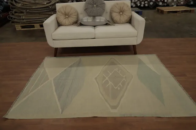https://image-static-obj.rugsource.com/small/157457_3078583_db13fac6.jpeg
