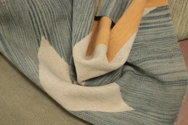 https://image-static-obj.rugsource.com/small/157513_3058415_a9240b1f.jpeg