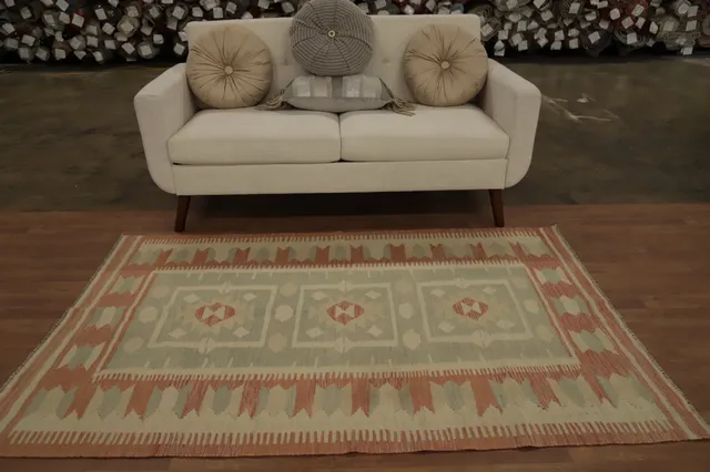 https://image-static-obj.rugsource.com/small/157606_3075836_67af1394.jpeg