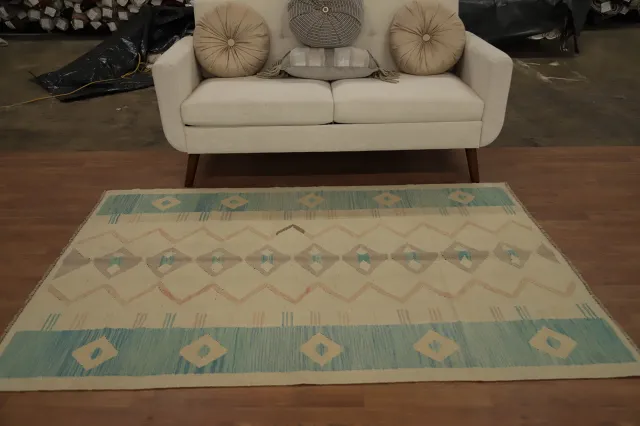 https://image-static-obj.rugsource.com/small/157611_3075891_6d264572.jpeg
