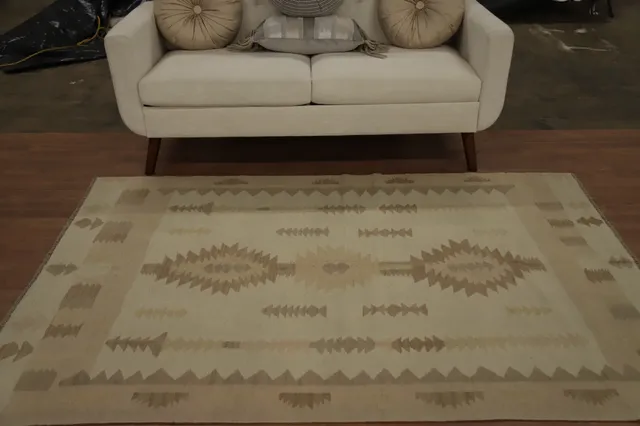 https://image-static-obj.rugsource.com/small/157612_3075902_047ebccd.jpeg
