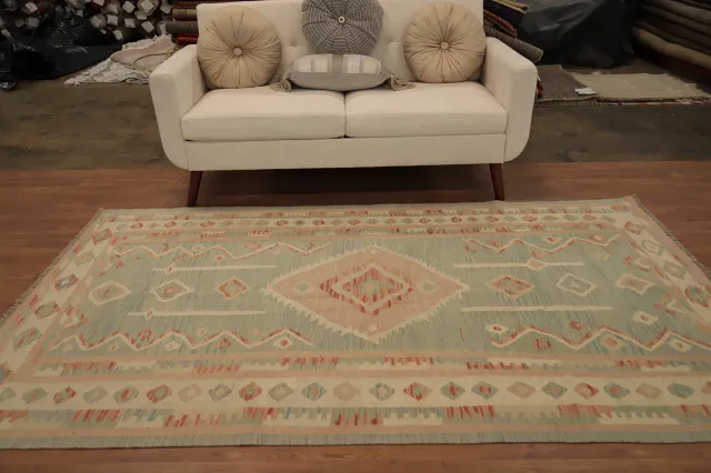 https://image-static-obj.rugsource.com/small/157625_3075315_16ef45fd.jpeg