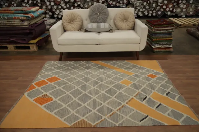 https://image-static-obj.rugsource.com/small/157649_3082645_2848888f.jpeg