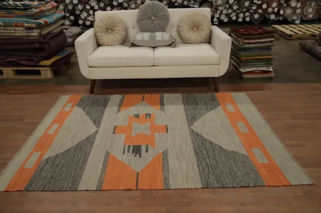 https://image-static-obj.rugsource.com/small/157651_3082667_78d94e94.jpeg
