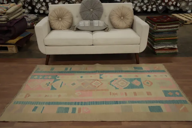 https://image-static-obj.rugsource.com/small/157761_3082777_772d37df.jpeg