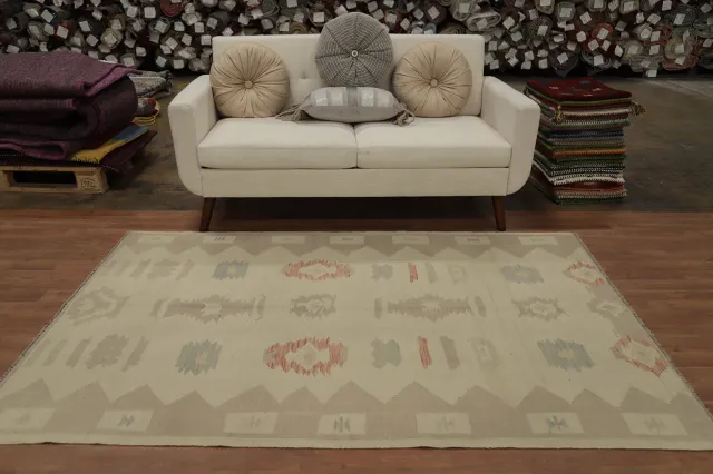 https://image-static-obj.rugsource.com/small/157770_3081703_a6ad58de.jpeg