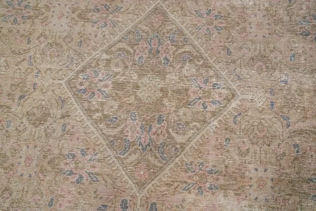 https://image-static-obj.rugsource.com/small/157850_3060301_9e7ca016.jpeg