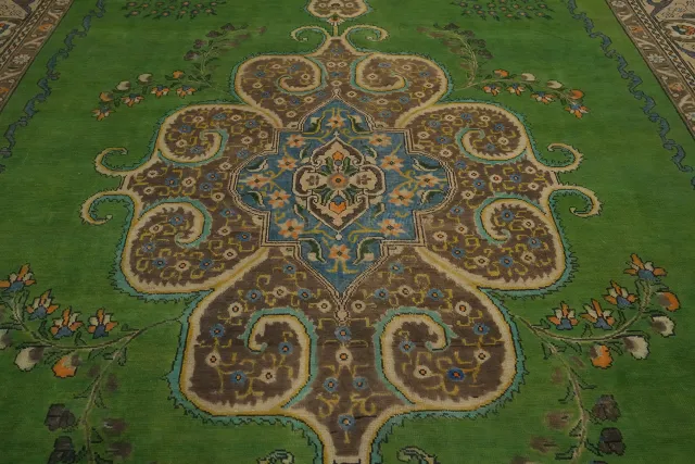 https://image-static-obj.rugsource.com/small/158411_3072692_6ddefaa1.jpeg