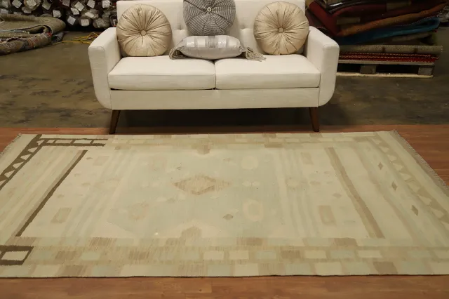 https://image-static-obj.rugsource.com/small/158473_3086026_9755ce4f.jpeg