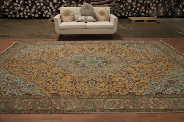 https://image-static-obj.rugsource.com/small/158866_3080495_ff521e30.jpeg