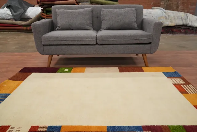 https://image-static-obj.rugsource.com/small/159038_3086431_22e9a8a5.jpeg