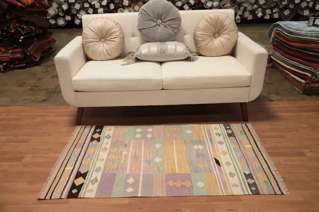 https://image-static-obj.rugsource.com/small/159811_3100033_208d3f65.jpeg