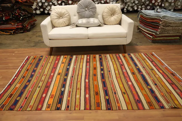 https://image-static-obj.rugsource.com/small/159841_3098999_1327c7b9.jpeg