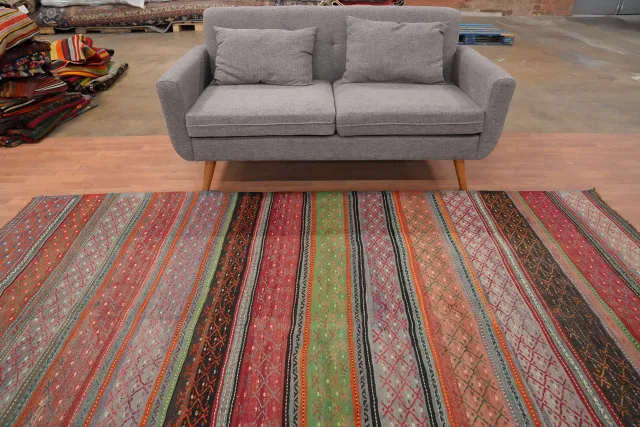 https://image-static-obj.rugsource.com/small/159866_3096683_c15e9899.jpeg