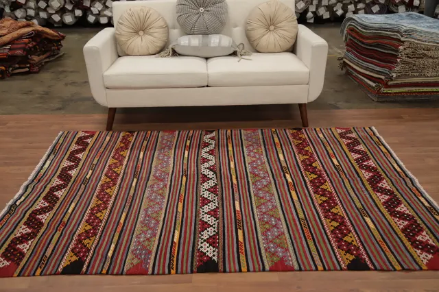 https://image-static-obj.rugsource.com/small/159878_3098558_0976a626.jpeg