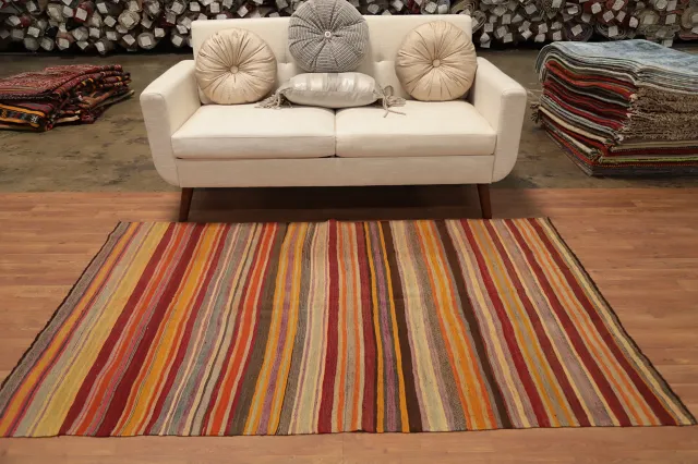 https://image-static-obj.rugsource.com/small/159885_3098632_e0bb775a.jpeg