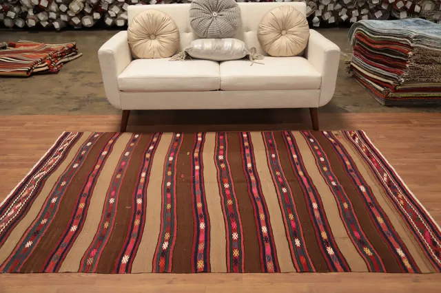 https://image-static-obj.rugsource.com/small/159890_3098348_2e4b81f8.jpeg