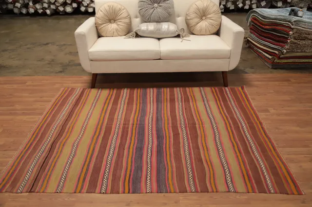 https://image-static-obj.rugsource.com/small/159913_3097955_a031baeb.jpeg
