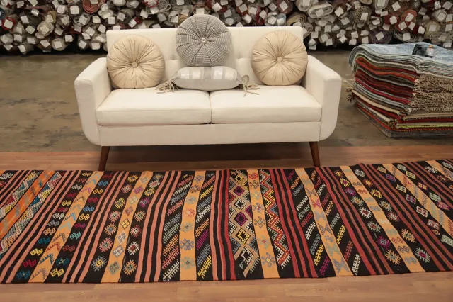 https://image-static-obj.rugsource.com/small/159929_3097292_d63ca4dc.jpeg