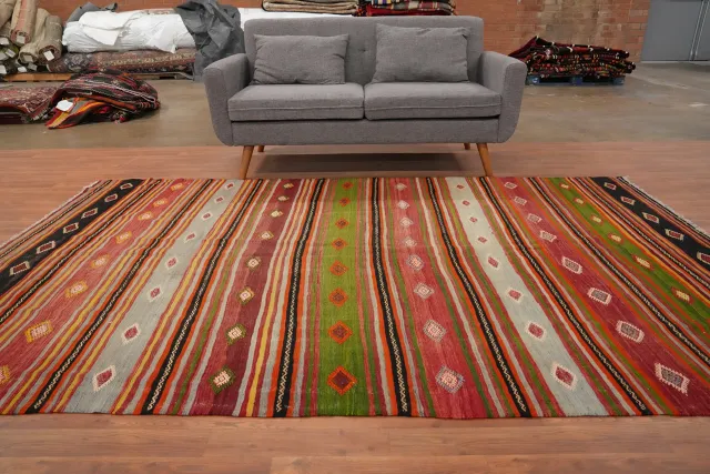 https://image-static-obj.rugsource.com/small/159957_3097457_d2c910cf.jpeg