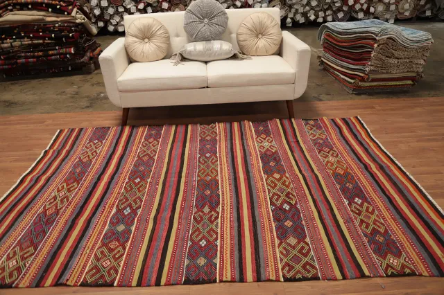 https://image-static-obj.rugsource.com/small/160326_3104133_073d4c83.jpeg