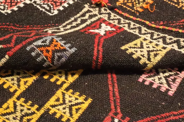 https://image-static-obj.rugsource.com/small/160401_3106302_d07cfe6c.jpeg