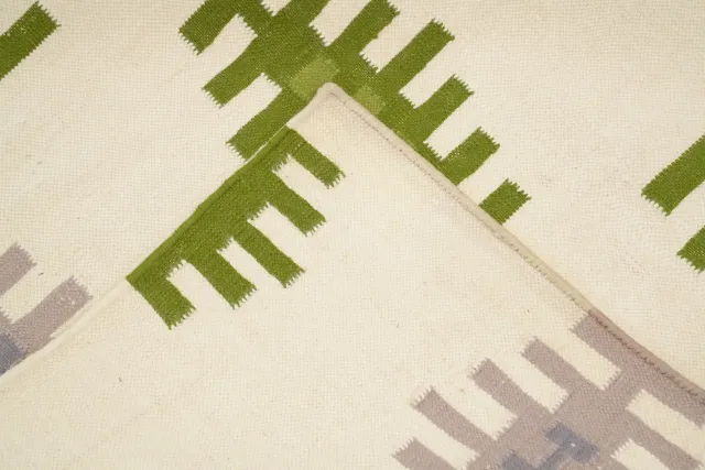 https://image-static-obj.rugsource.com/small/160760_3111611_7a7b451a.jpeg