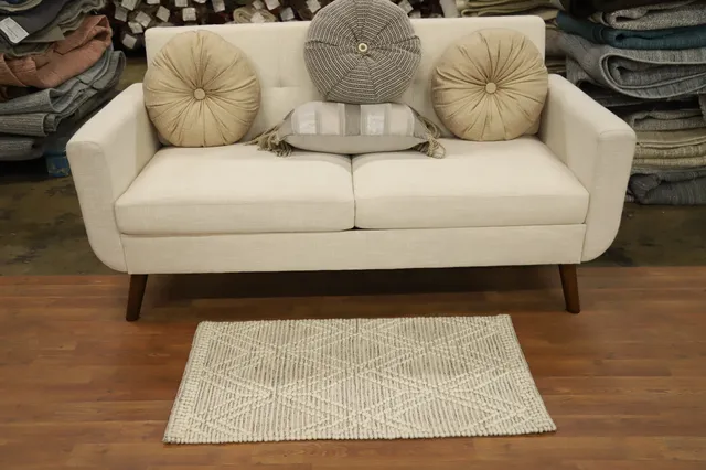 https://image-static-obj.rugsource.com/small/160852_3111246_3a9e357f.jpeg