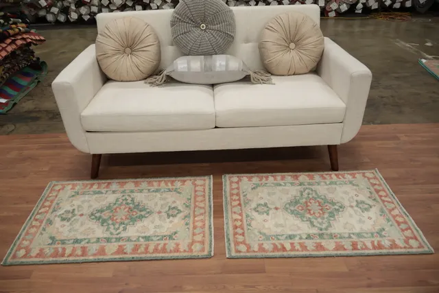https://image-static-obj.rugsource.com/small/161483_3128230_a08a1aab.jpeg