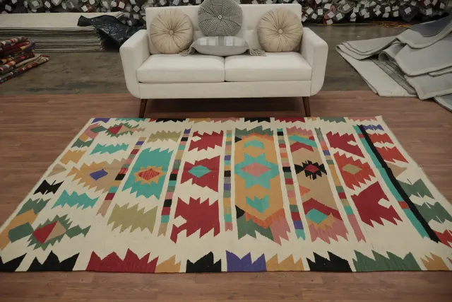 https://image-static-obj.rugsource.com/small/162104_3126315_e6809320.jpeg