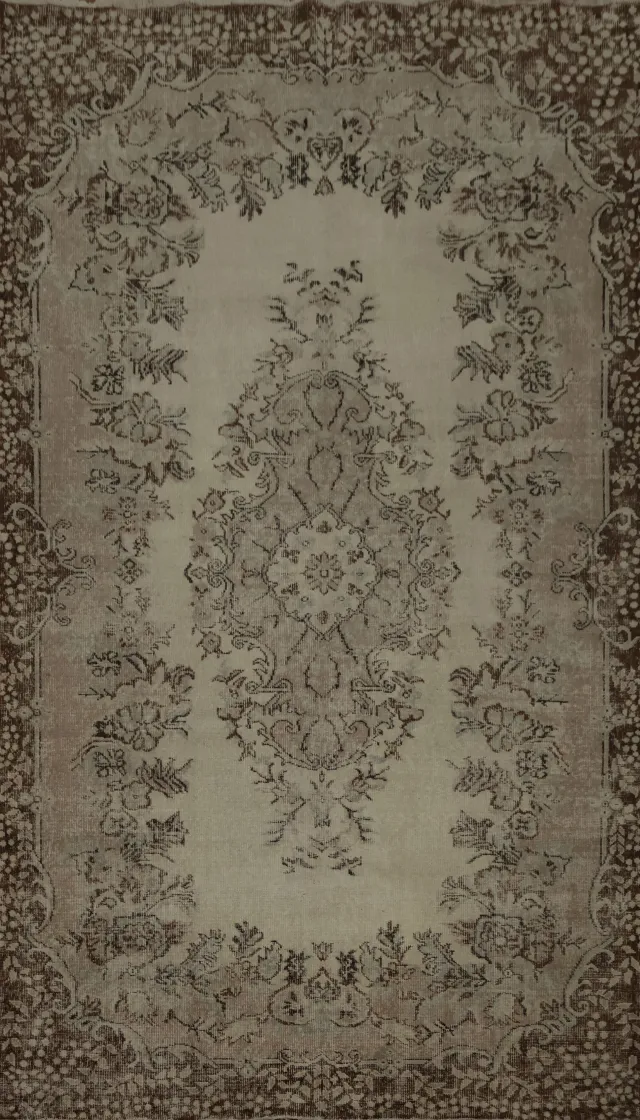 https://image-static-obj.rugsource.com/small/163105_3163505_5837c372.jpeg