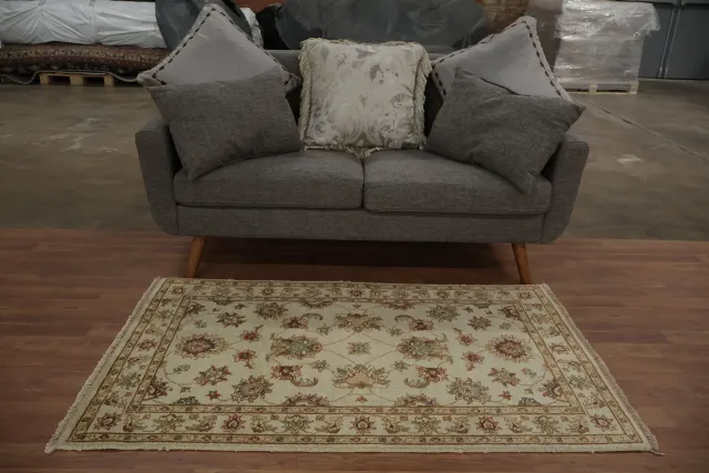 https://image-static-obj.rugsource.com/small/163154_3181968_21d59f11.jpeg