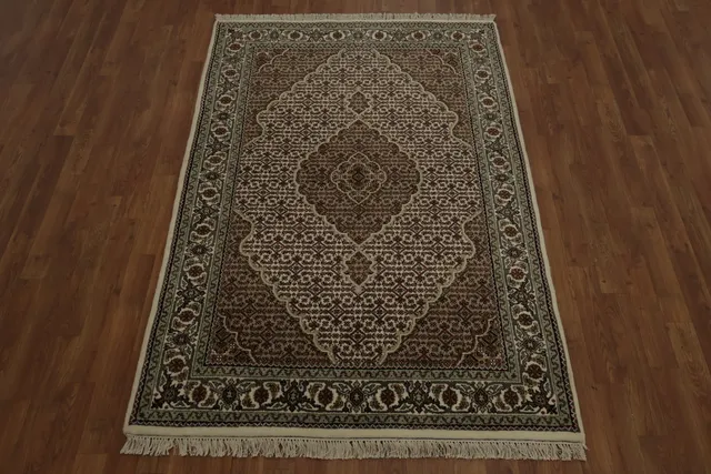 https://image-static-obj.rugsource.com/small/163197_3183474_cf9d4dc7.jpeg
