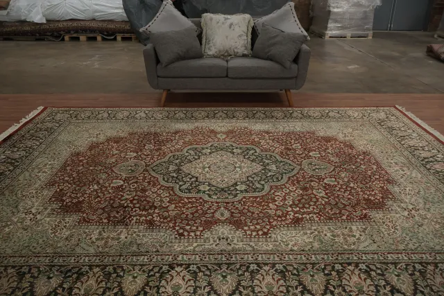 https://image-static-obj.rugsource.com/small/163207_3182145_c8412262.jpeg