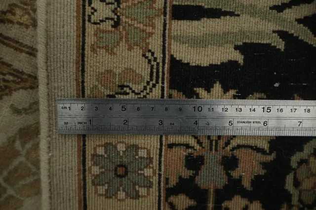 https://image-static-obj.rugsource.com/small/163361_3185492_cde0320f.jpeg