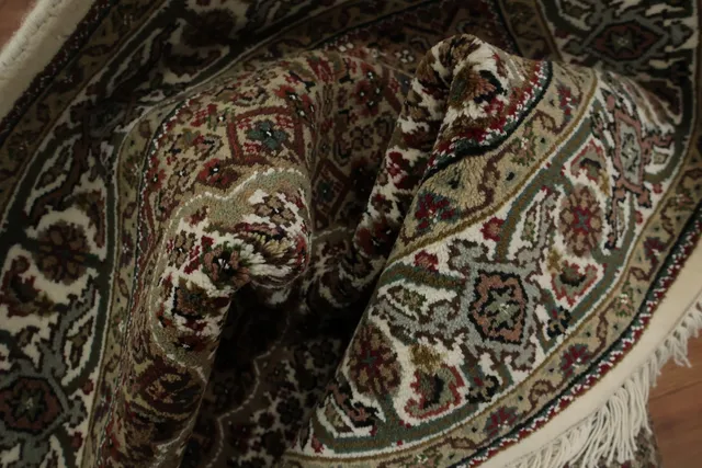 https://image-static-obj.rugsource.com/small/163409_3187318_841adee9.jpeg