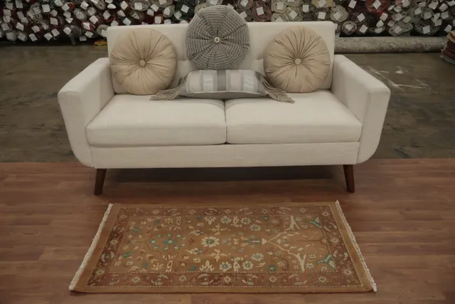 https://image-static-obj.rugsource.com/small/163634_3192545_f2fa33bd.jpeg