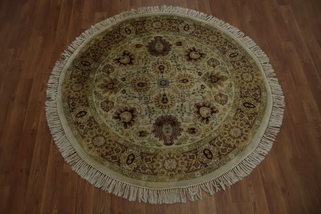 https://image-static-obj.rugsource.com/small/163669_3189143_5534b19e.jpeg