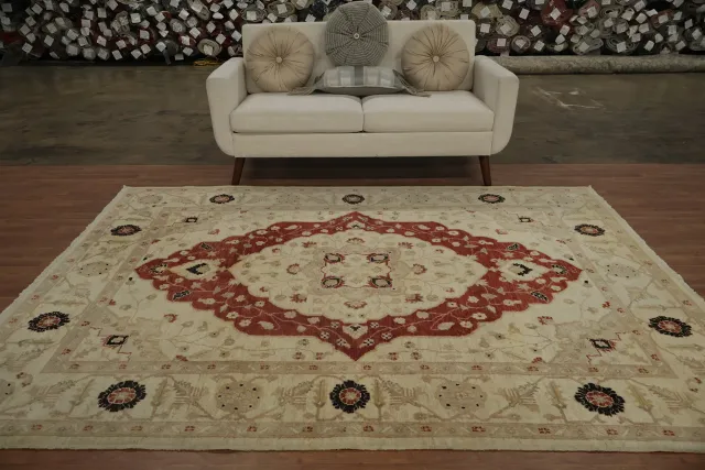https://image-static-obj.rugsource.com/small/163740_3190950_571d79d3.jpeg