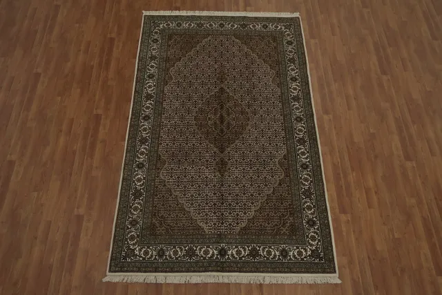 https://image-static-obj.rugsource.com/small/163745_3191017_70524e5a.jpeg