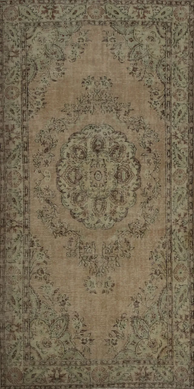 https://image-static-obj.rugsource.com/small/163776_3194304_76f68569.jpeg