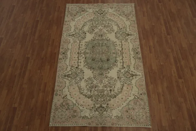https://image-static-obj.rugsource.com/small/163797_3194370_9841ad5c.jpeg