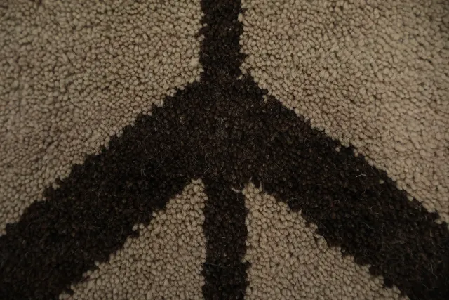 https://image-static-obj.rugsource.com/small/1637_3178478_011c324f.jpeg