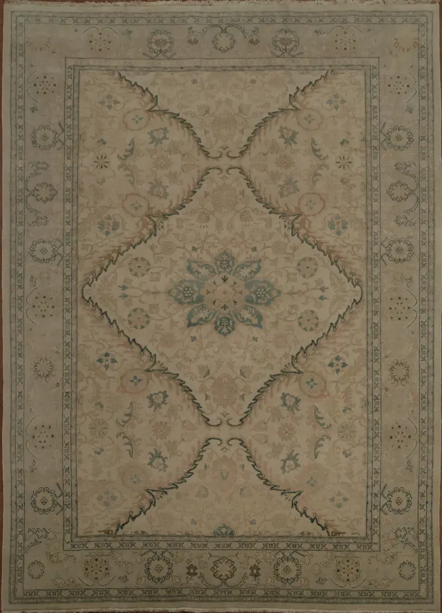 https://image-static-obj.rugsource.com/small/163986_3197286_fc5b7f42.jpeg