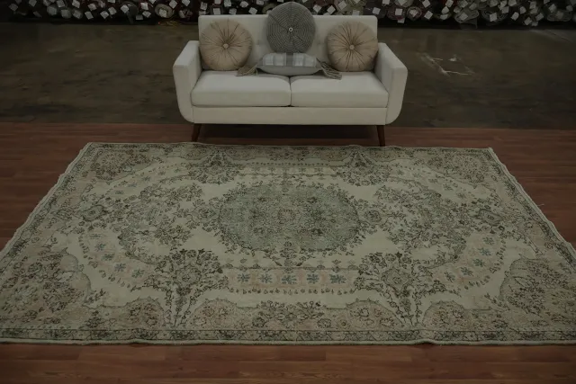 https://image-static-obj.rugsource.com/small/164207_3199190_e8ae53d9.jpeg