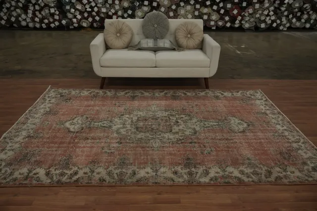 https://image-static-obj.rugsource.com/small/164216_3199246_10510493.jpeg